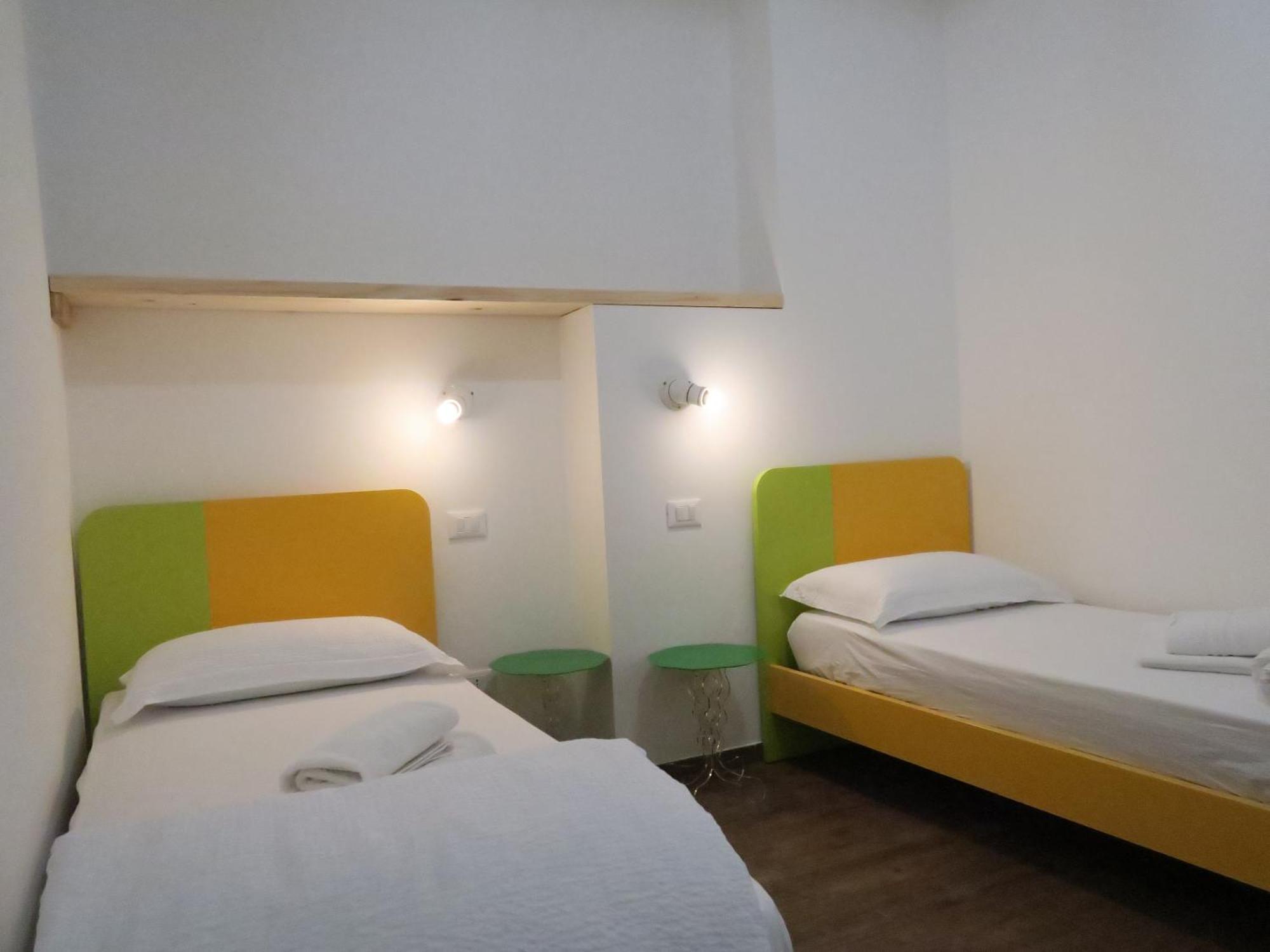 Oasi Da Vinci Aparthotel Тиняле Екстериор снимка